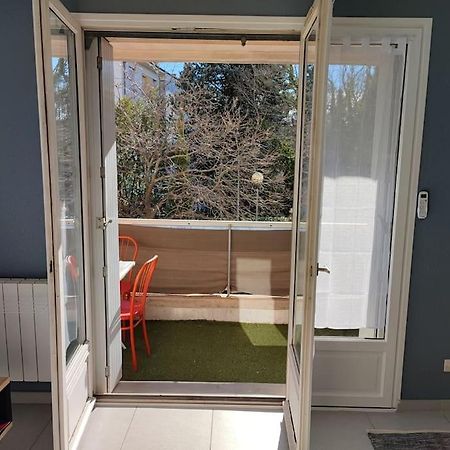 Charmant 2 Pieces A Aubenas 2Etoiles Apartman Kültér fotó