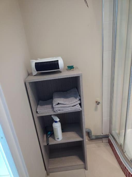 Charmant 2 Pieces A Aubenas 2Etoiles Apartman Kültér fotó
