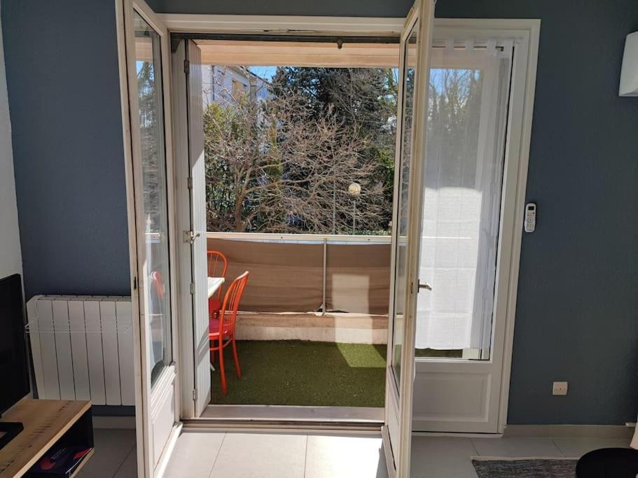Charmant 2 Pieces A Aubenas 2Etoiles Apartman Kültér fotó