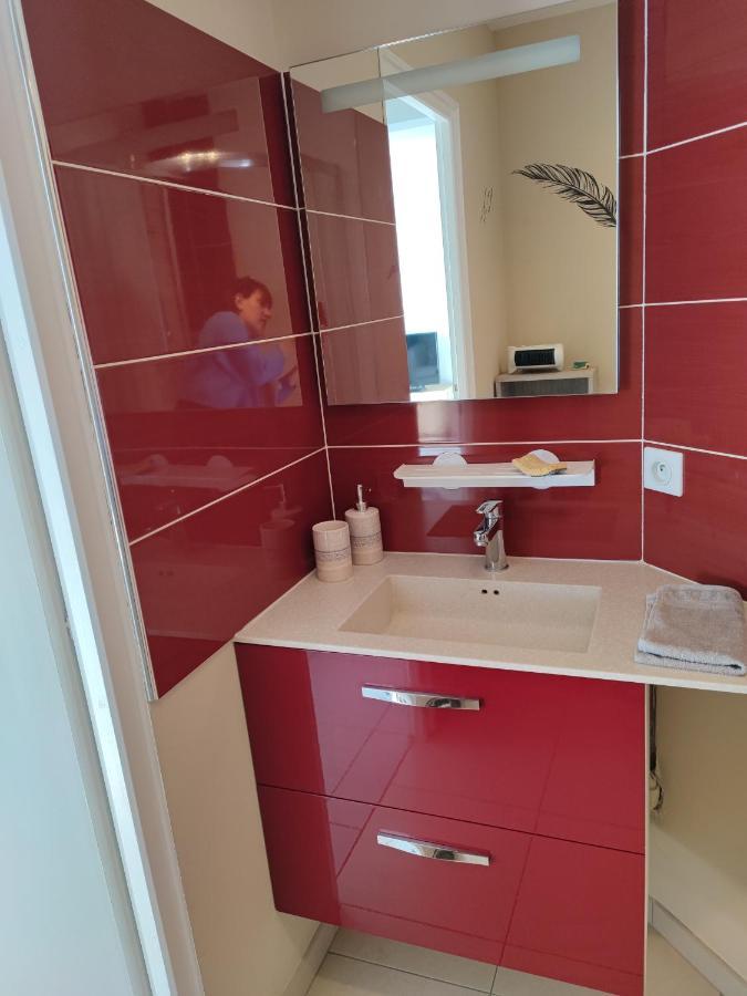 Charmant 2 Pieces A Aubenas 2Etoiles Apartman Kültér fotó